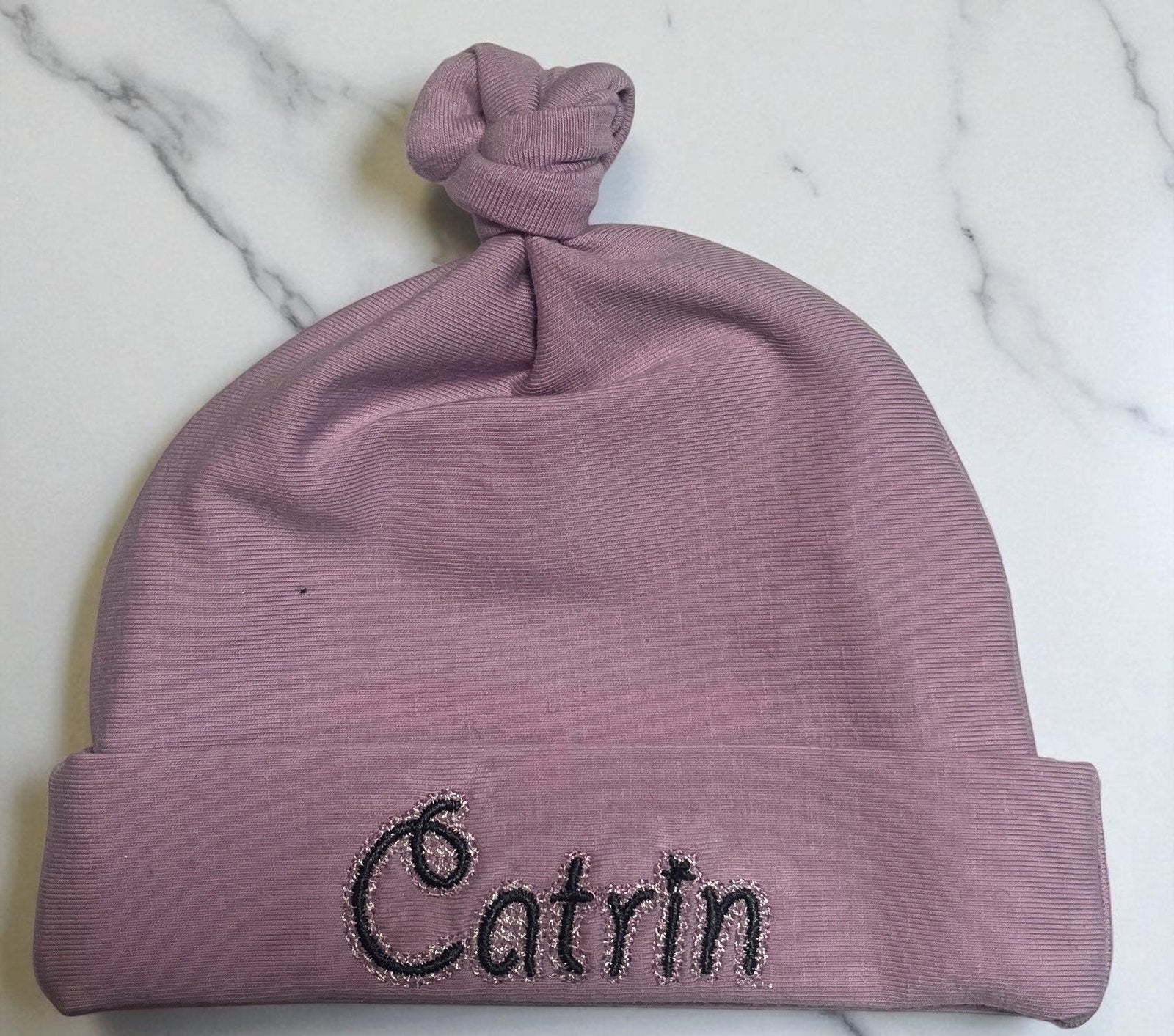 BRO-119 Embroidered newborn baby cap with personalised name