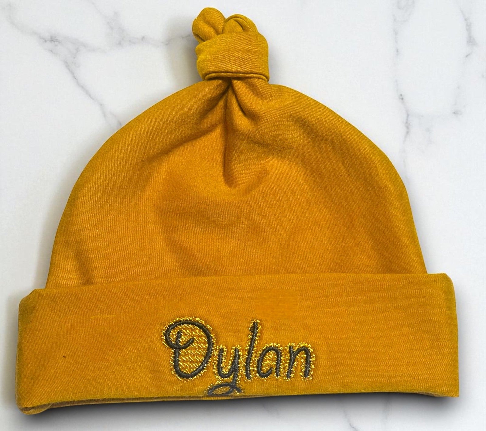 BRO-119 Embroidered newborn baby cap with personalised name