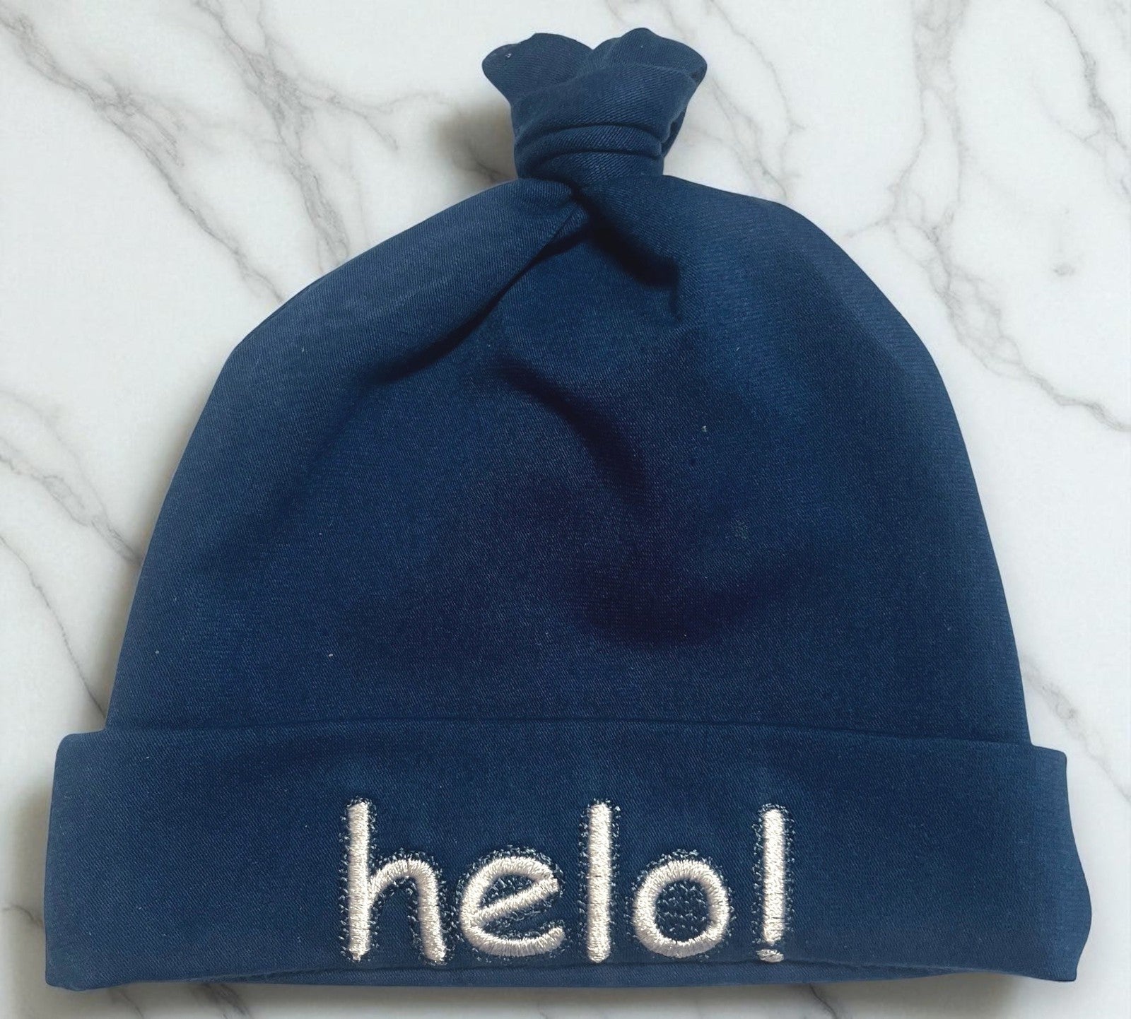 BRO-119 Embroidered newborn baby cap with personalised name